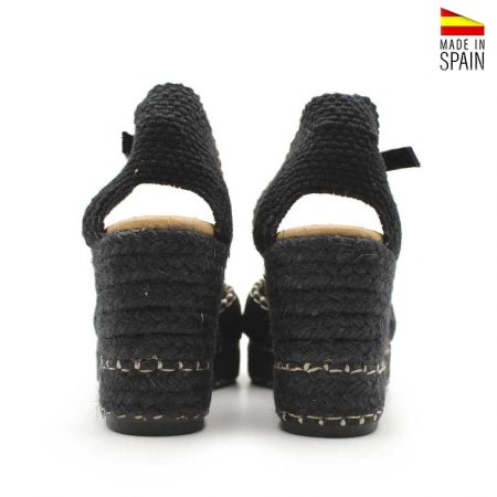 Cuñas negras de esparto