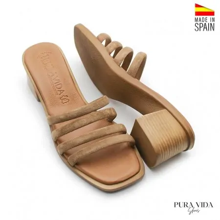 Sandalias Marrones y Tacon Ancho