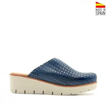 Zuecos de piel azul marino mujer
