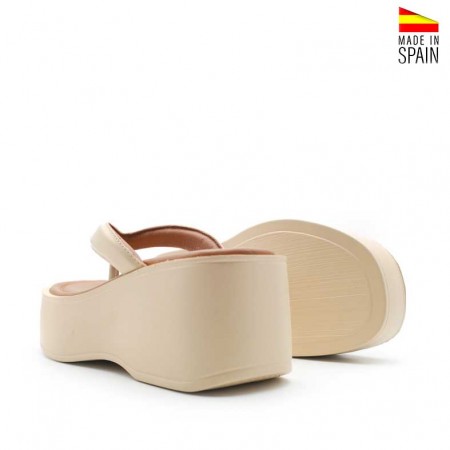 Sandalias altas beige dedo plataforma