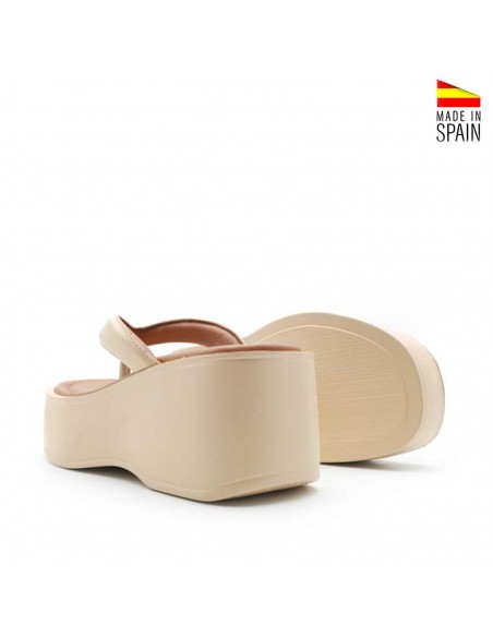 Sandalias altas beige dedo plataforma