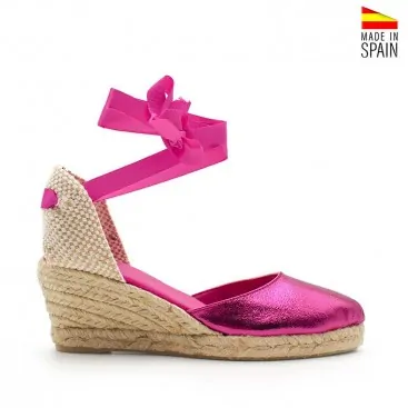 Alpargatas fucsia metalizadas