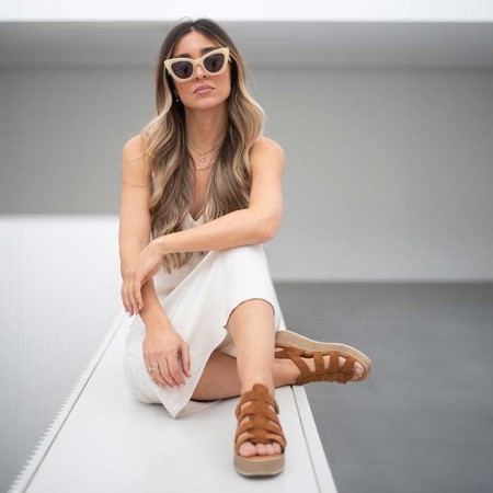 sandalia camel cangrejera