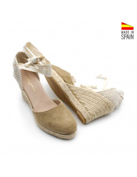 Alpargatas claras mujer