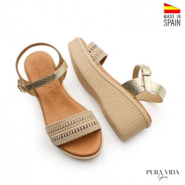 sandalia beige cuña