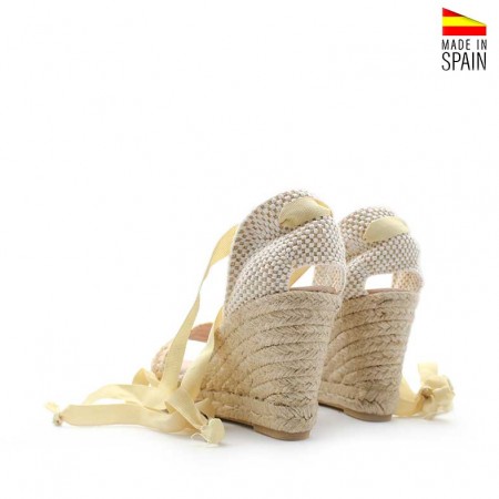 Sandalia cuña pala atadas