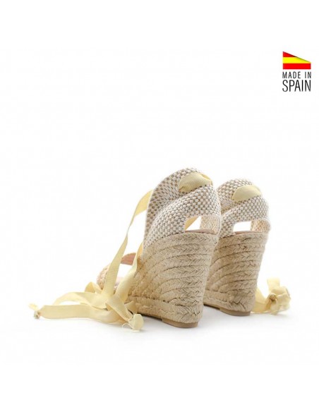 Sandalia cuña pala atadas