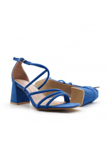 sandalias de tacon azul electrico​