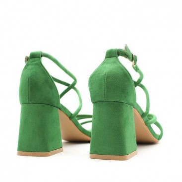 Sandalia verde tacón ancho​