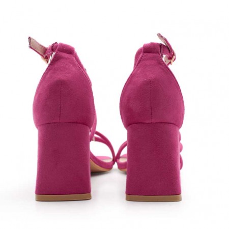 sandalias fucsia tacon medio​