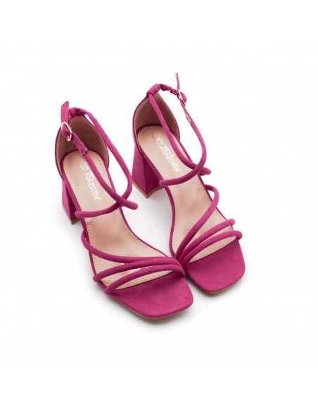 sandalia de tacon fucsia​