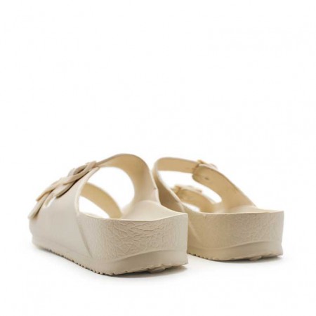 chanclas de goma playa