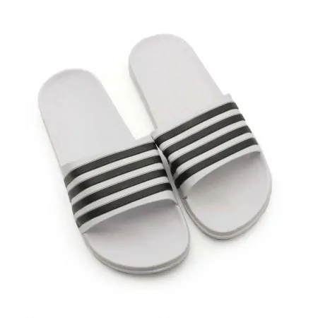 chancla hombre playa