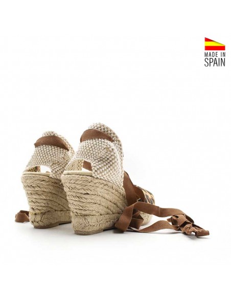 alpargatas con cuña de esparto natural