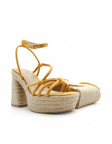 Tacones verano amarillo