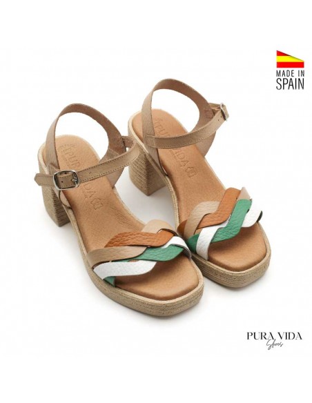 sandalias con tacón ancho