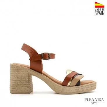 sandalias marrones tacón