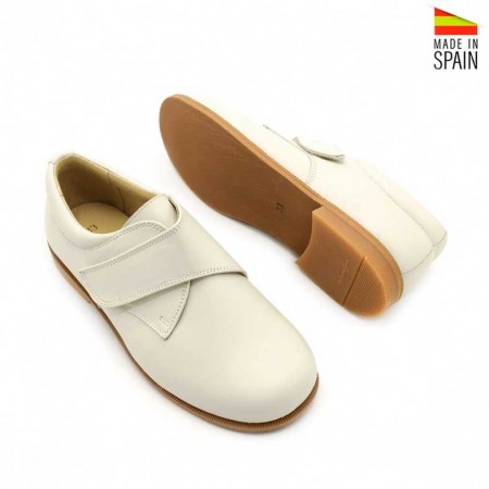 zapatos ceremonia niño beige