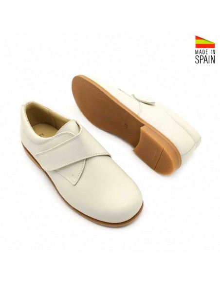 zapatos ceremonia niño beige