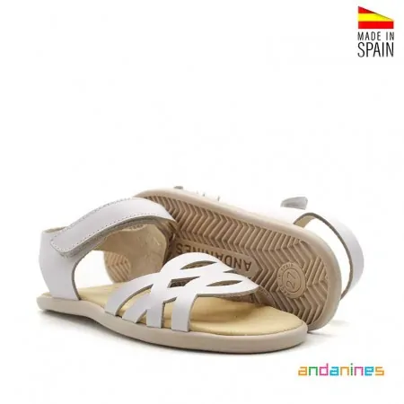 Calzado blanco niña verano
