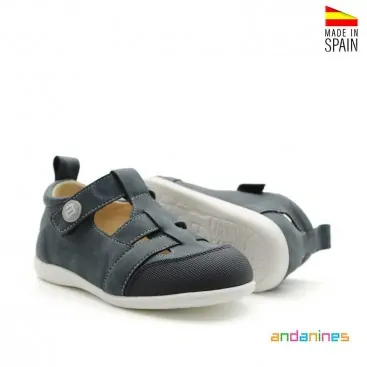 Sandalia infantil azul punta goma