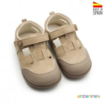 Sandalia antideslizante infantil