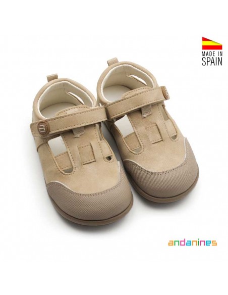 Sandalia antideslizante infantil
