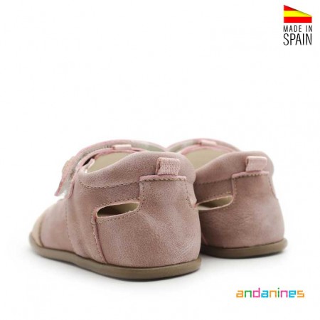 Andanines rosa respetuoso niña