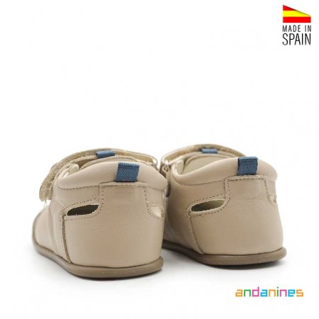 Sandalia cerrada piel niño