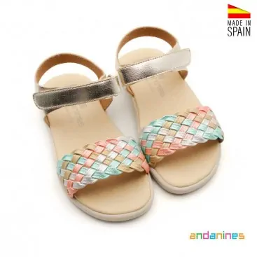 sandalias de niñas bonitas