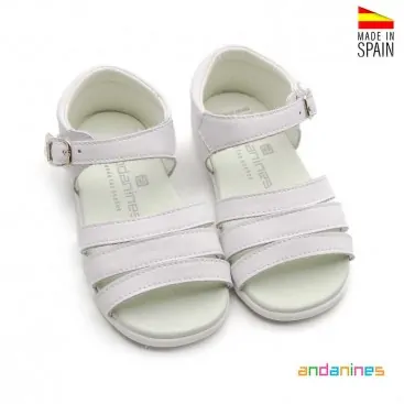 sandalias blancas nina