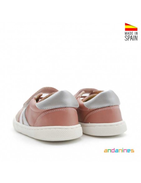 Zapatillas respetuosas niña