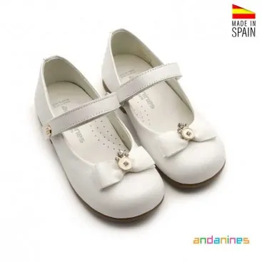 Merceditas piel con adorno