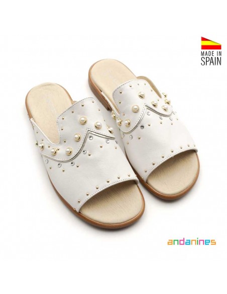 sandalia blanca destalonada niña