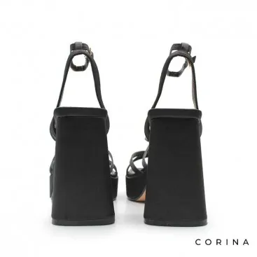 sandalias negras altas