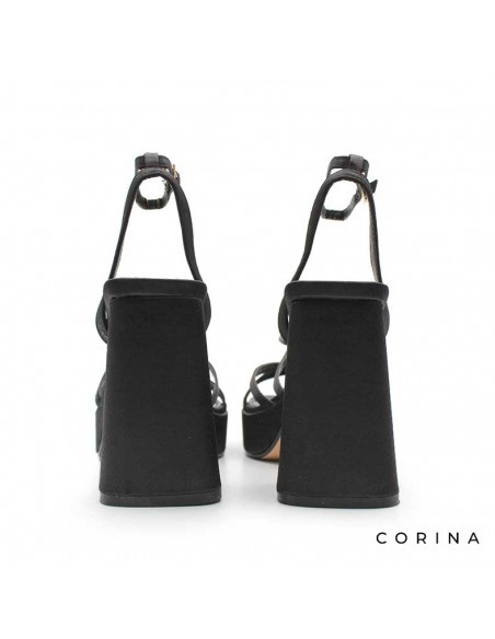 sandalias negras altas