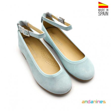 bailarina azul celeste niña