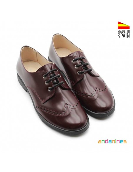 Zapatos escolares burdeos
