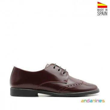 Zapatos de piel burdeos para niños