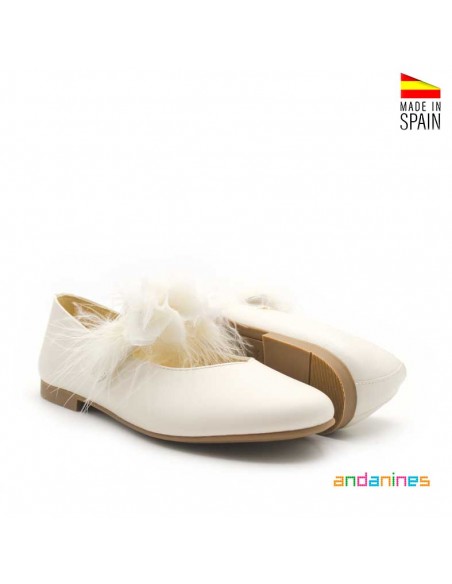 Merceditas Niña con Flor