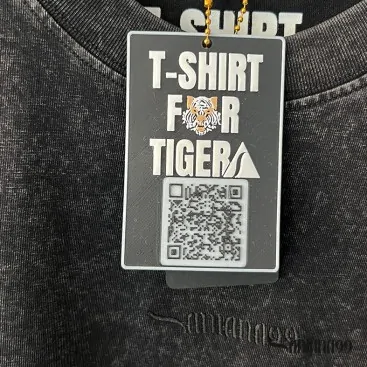 Camiseta negra delavada