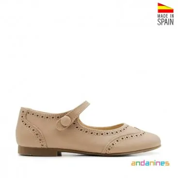 Zapatos elegantes para niñas en piel taupe con calado brogue Andanines