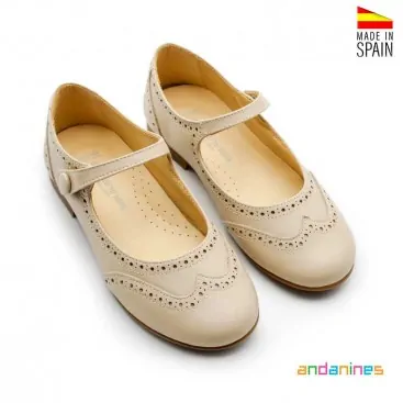 Mercedita beige brogue inglesa niña en piel con cierre de clic Andanines
