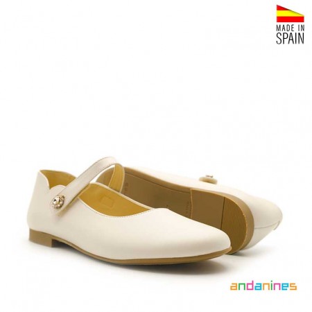 Bailarina elegante niña