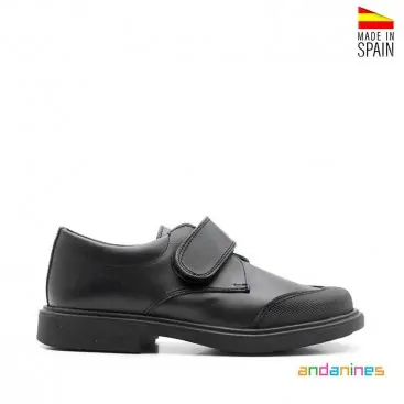 Zapatos escolares negros niño