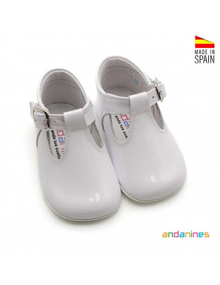 Zapatos bebé charol blanco
