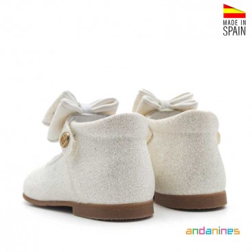 Merceditas blancas con brillo