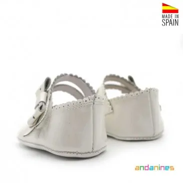 Zapatos blancos bebé piel