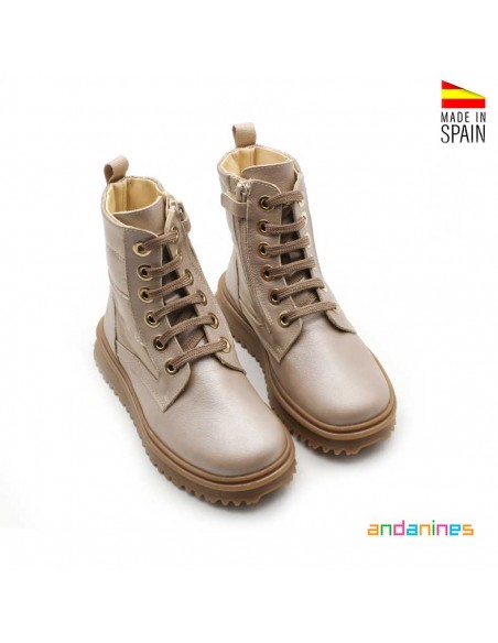 botas doradas piel niña