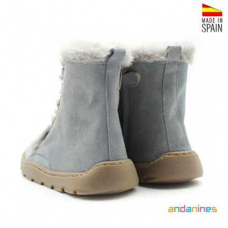 Botines niña azul pelito